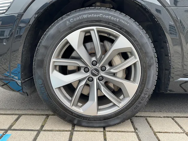 AUDI e-tron 55 Advanced quattro
