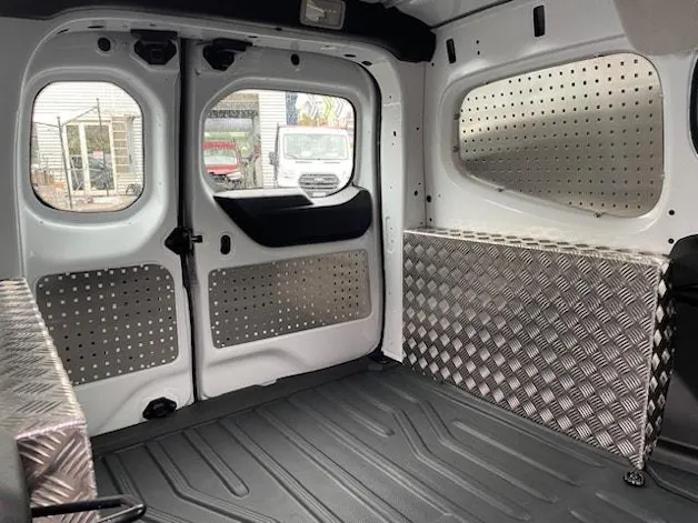 RENAULT Kangoo Van EV45 Standard L2 22kW Advance
