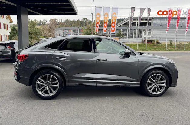 AUDI Q3 Sportback 35 TFSI S line Attraction S-tronic