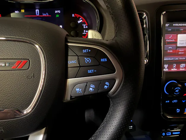 DODGE Durango R7T 5.7 HEMI 7 Plätze