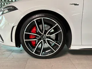 MERCEDES-BENZ A 35 AMG 4Matic Speedshift