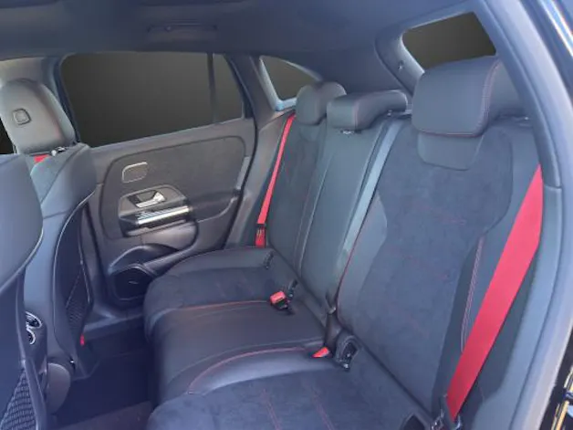 MERCEDES-BENZ GLA AMG 45 S 4M+8G-DCT