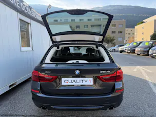BMW 520d xDrive Touring Sport Line Steptronic