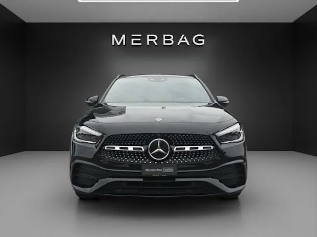 MERCEDES-BENZ GLA 250 AMG Line 4Matic