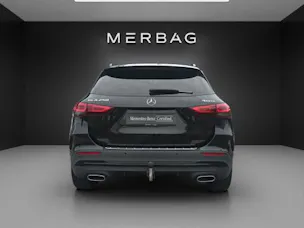 MERCEDES-BENZ GLA 250 AMG Line 4Matic