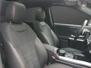 MERCEDES-BENZ GLA 250 AMG Line 4Matic