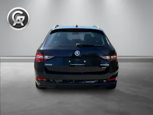 SKODA Superb Combi 2.0 TDi Style 4x4 DSG