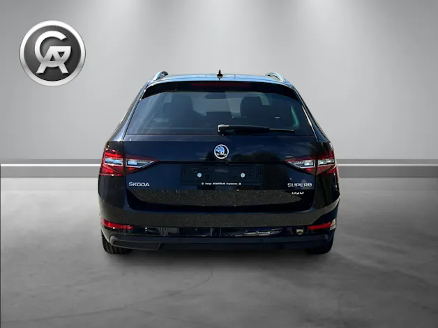 SKODA Superb Combi 2.0 TDi Style 4x4 DSG