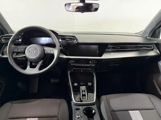 AUDI A3 Limousine TFSI 110 kW advanced S tronic