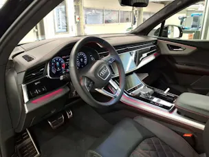 AUDI SQ7 TFSI quattro tiptronic