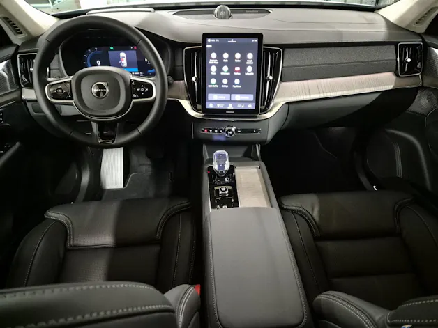 VOLVO XC90 2.0 T8 TE Ultra Dark eAWD