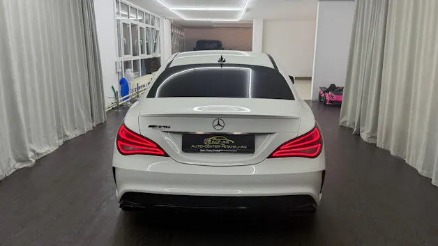 MERCEDES-BENZ CLA 45 AMG 4Matic Speedshift
