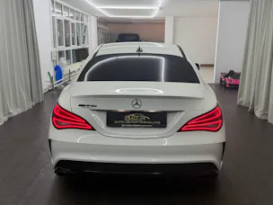 MERCEDES-BENZ CLA 45 AMG 4Matic Speedshift