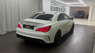 MERCEDES-BENZ CLA 45 AMG 4Matic Speedshift