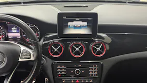 MERCEDES-BENZ CLA 45 AMG 4Matic Speedshift