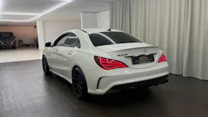 MERCEDES-BENZ CLA 45 AMG 4Matic Speedshift