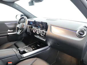 MERCEDES-BENZ GLA 250 Progressive4Matic