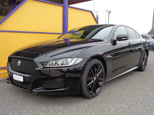 Jaguar XE 20t 2.0 Landmark Automatic