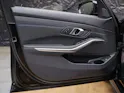 BMW 320d xDrive Steptronic M Sport Pro *ALL BLACK*Facelift*Werksgarantie*20" Felgen*Head-Up*