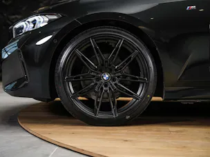 BMW 320d xDrive Steptronic M Sport Pro *ALL BLACK*Facelift*Werksgarantie*20" Felgen*Head-Up*