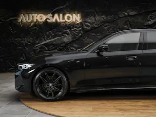 BMW 320d xDrive Steptronic M Sport Pro *ALL BLACK*Facelift*Werksgarantie*20" Felgen*Head-Up*