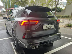 FORD Kuga 2.5 FHEV ST-Line X 4WD