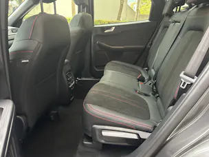 FORD Kuga 2.5 FHEV ST-Line X 4WD