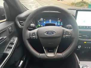 FORD Kuga 2.5 FHEV ST-Line X 4WD