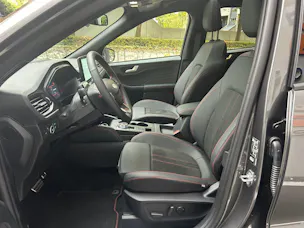 FORD Kuga 2.5 FHEV ST-Line X 4WD