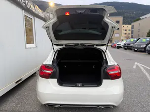 MERCEDES-BENZ A 220 Urban 4Matic 7G-DCT *4X4* *FRISCH AB MFK* *LEDER*