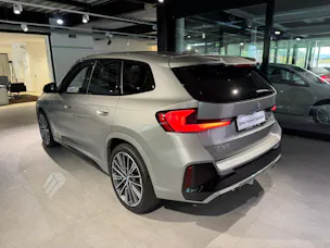 BMW iX1 xDrive 30 M Sport Pro