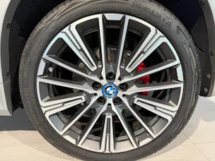 BMW iX1 xDrive 30 M Sport Pro