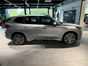 BMW iX1 xDrive 30 M Sport Pro