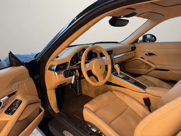 PORSCHE 911 Coupé 3.8 Carrera S PDK