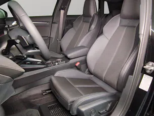 AUDI A3 Sportback TFSI 110 kW S line Attraction S tronic