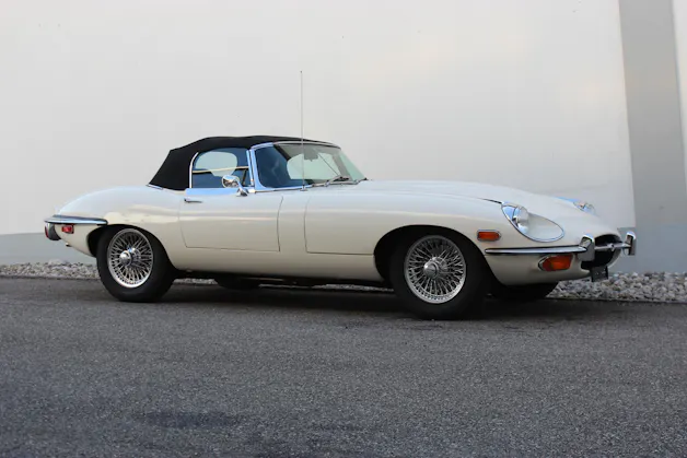 Jaguar E-Type 4.2 Roadster S2