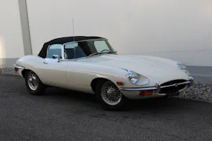 Jaguar E-Type 4.2 Roadster S2