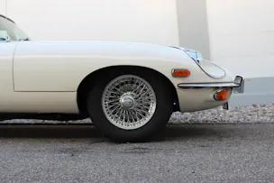 Jaguar E-Type 4.2 Roadster S2