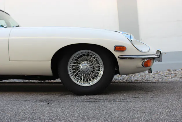Jaguar E-Type 4.2 Roadster S2