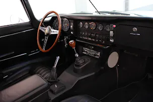 Jaguar E-Type 4.2 Roadster S2