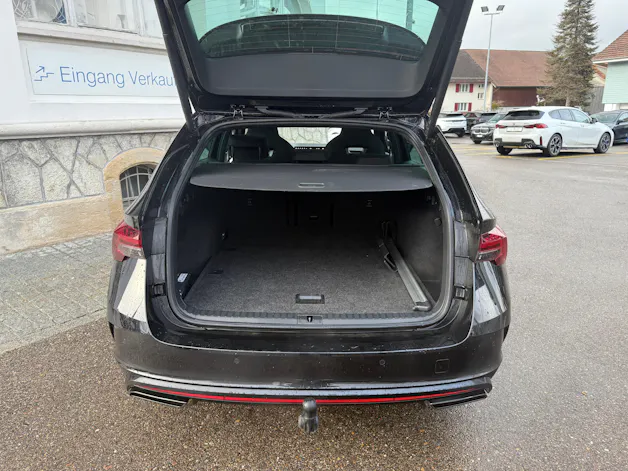 SKODA Octavia Combi 2.0 TSI RS DSG