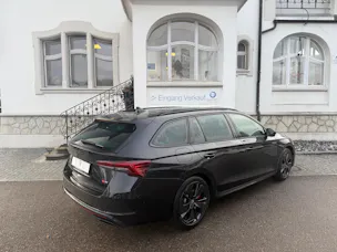 SKODA Octavia Combi 2.0 TSI RS DSG