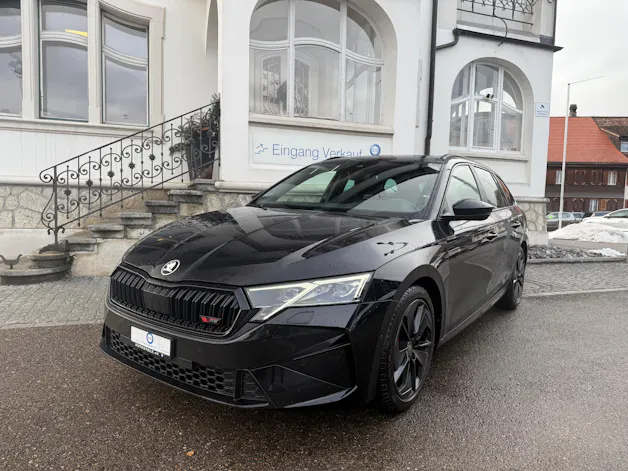 SKODA Octavia Combi 2.0 TSI RS DSG