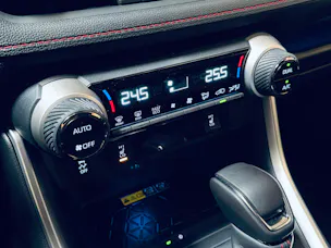 Toyota RAV-4 2.5 PHEV Trend e-CVT 4WD