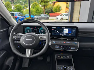 HYUNDAI Kona 1.6 GDi HEV Vertex DCT