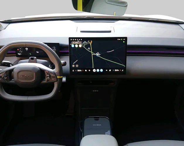 Lynk & Co 02