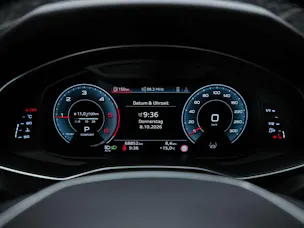 AUDI A6 Limousine 40 TDI Sport quattro S-tronic *ALL BLACK*21" Felgen*Voll Leder*