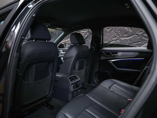 AUDI A6 Limousine 40 TDI Sport quattro S-tronic *ALL BLACK*21" Felgen*Voll Leder*