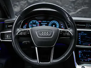 AUDI A6 Limousine 40 TDI Sport quattro S-tronic *ALL BLACK*21" Felgen*Voll Leder*