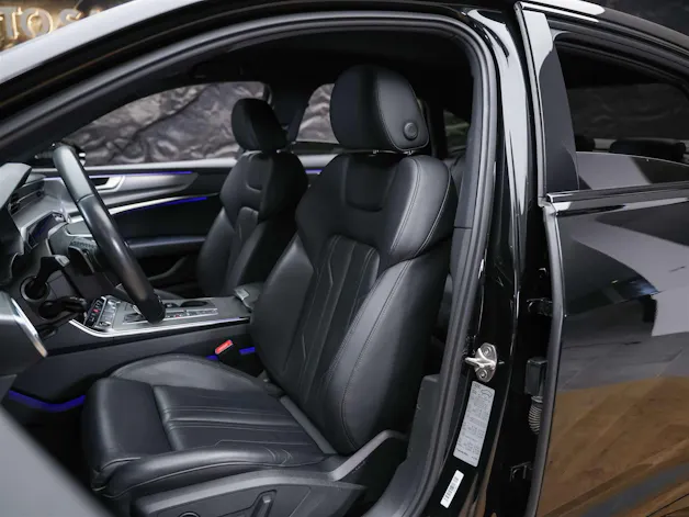 AUDI A6 Limousine 40 TDI Sport quattro S-tronic *ALL BLACK*21" Felgen*Voll Leder*